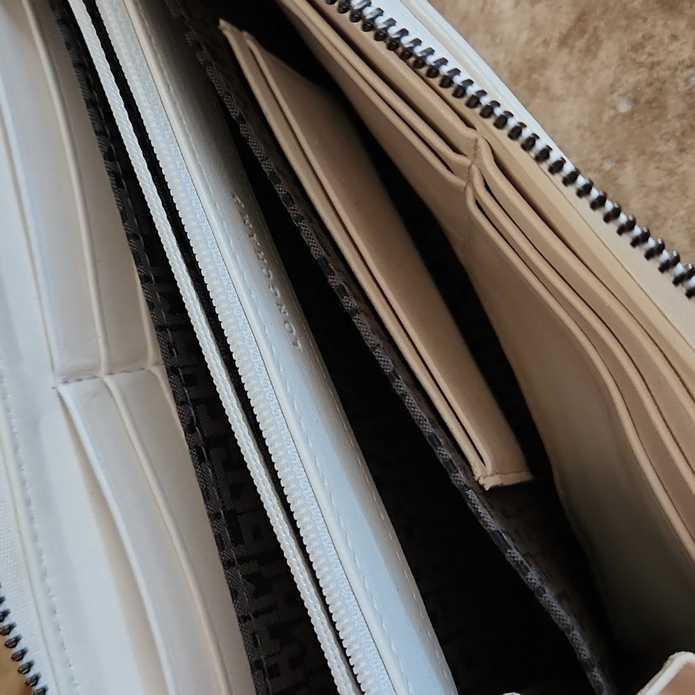 LONGCHAMP White Leather Wallet with Embossed Logo - Picture 10 of 16